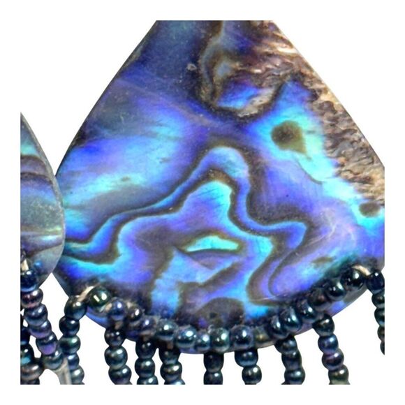 Vintage Abalone Shell & Beaded Dangle Earrings Black & Beige Dangle Beads Pauo - Picture 2 of 6